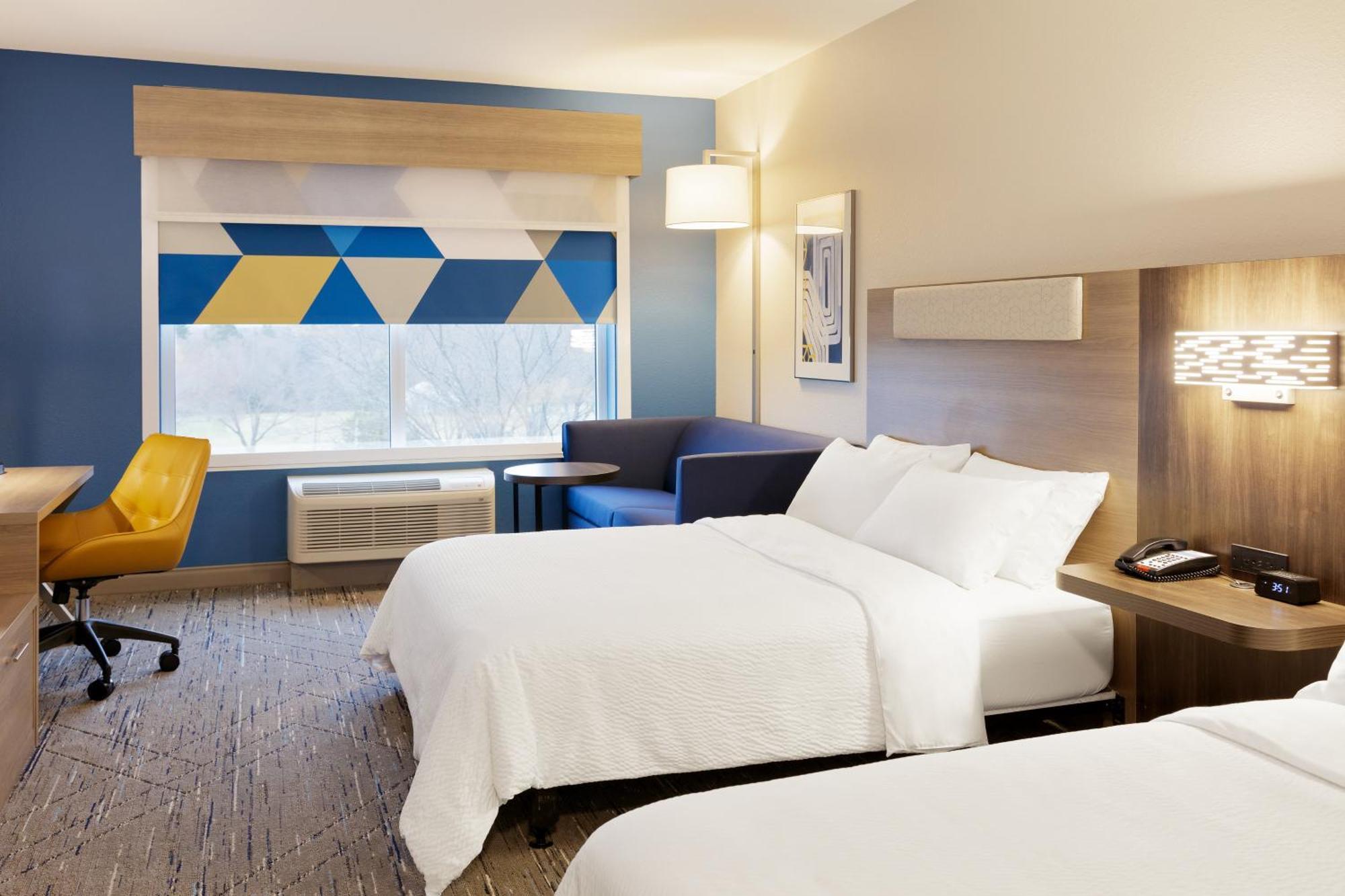 Holiday Inn Express & Suites Brookhaven By Ihg Exterior photo